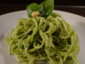 Raw Spaghetti Pesto
